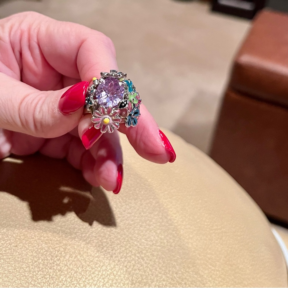 Women’s Ring Size 7